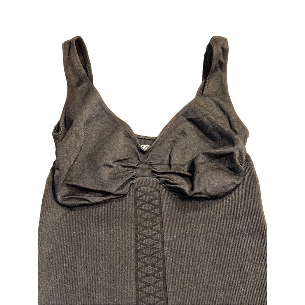 NWOT Guess Compression Ribbed Shapewear XS/S (D3) - Picture 3 of 5